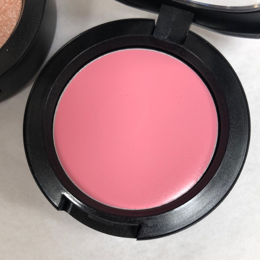 MAC Cosmetics 3-Piece set of blush, shimmery highlights and lip/cheek colour - Picture 4 of 9